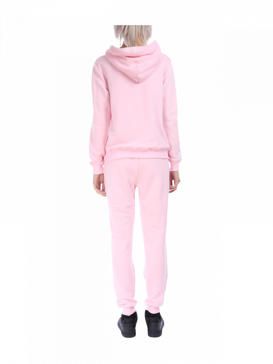 Костюм спортивный