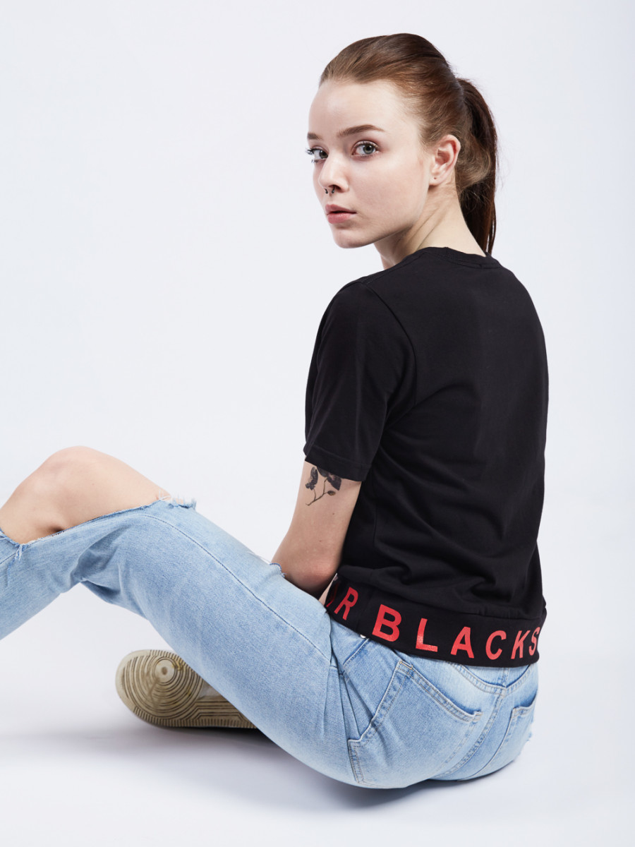 Футболка BLACK & RED