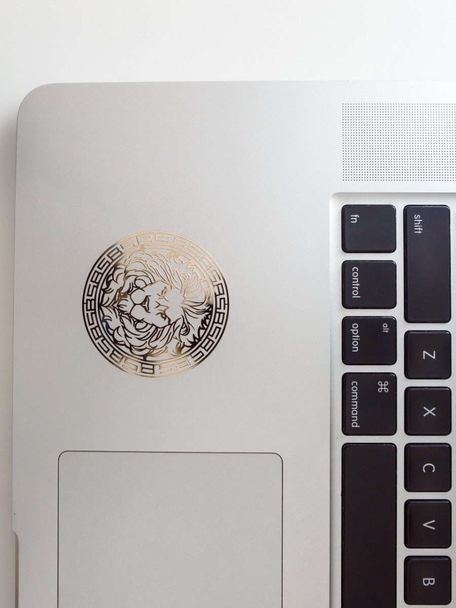 Металлостикер LION