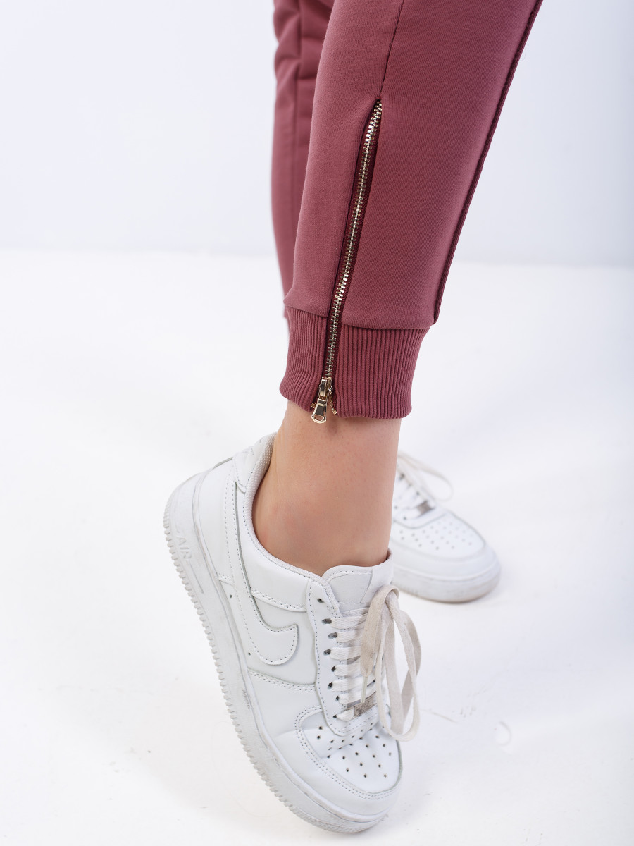 Костюм спортивный женский LAUREATE