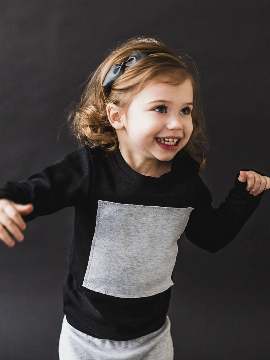 Лонгслив L-BLACK SQUARE