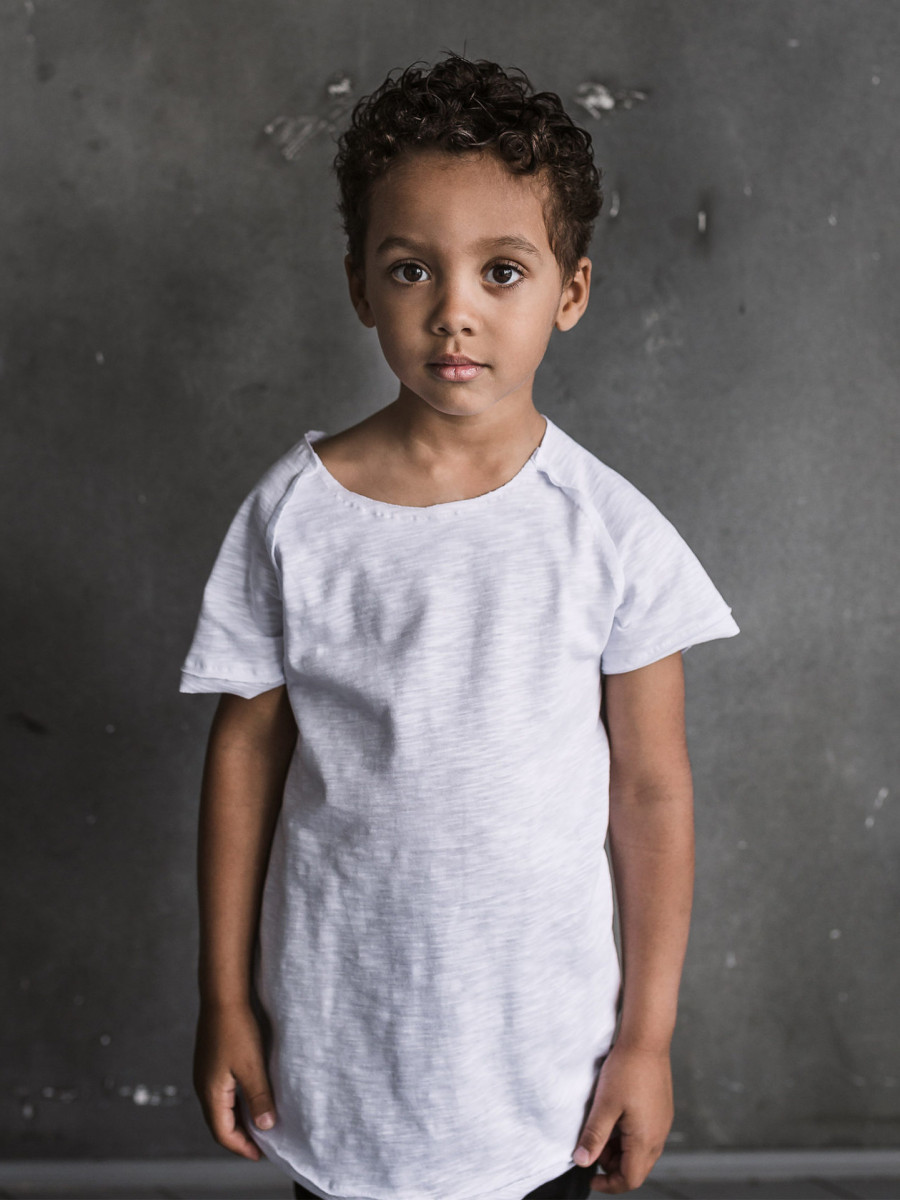 Футболка T-LINE