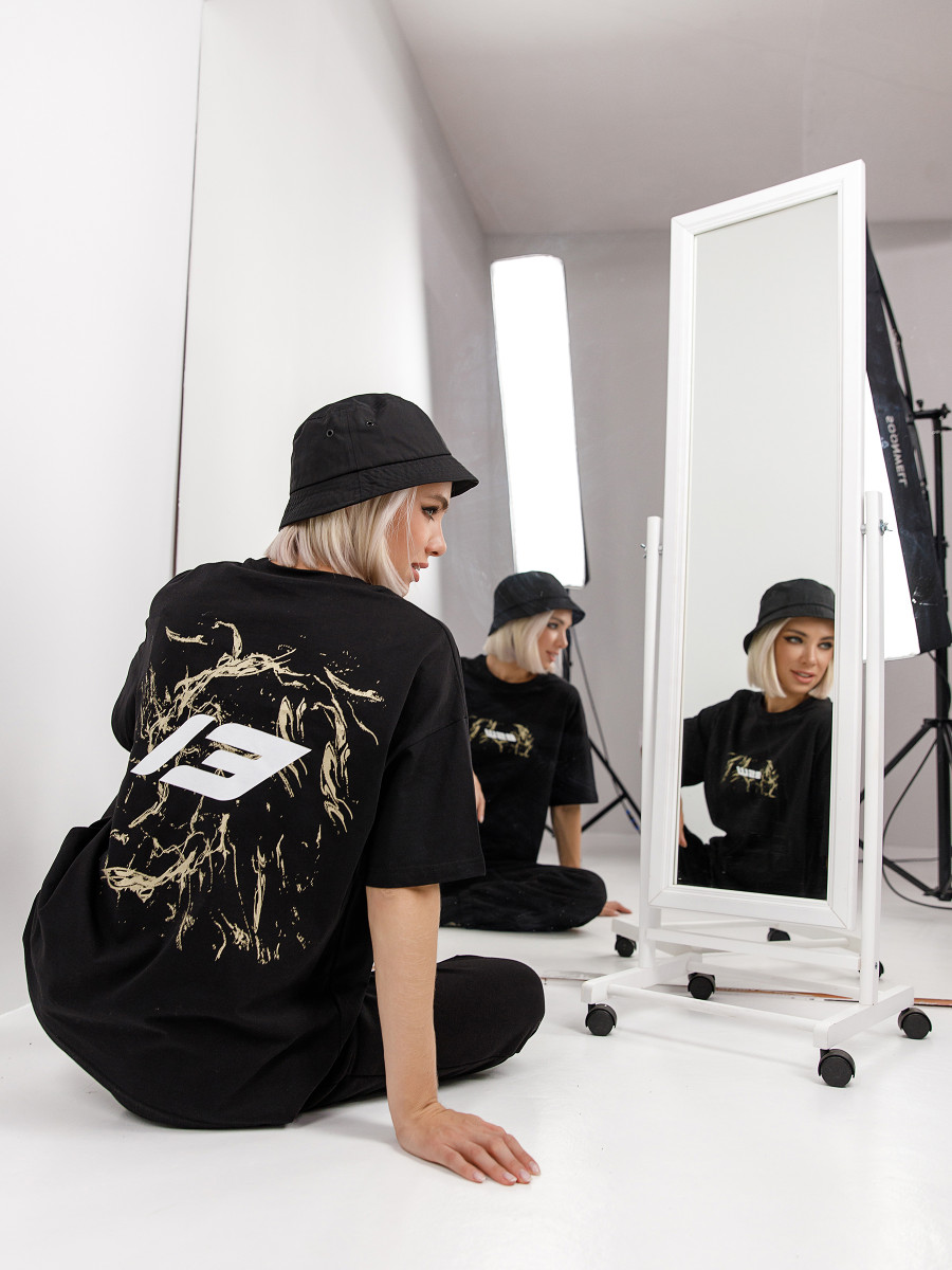 Футболка BSW WORLD 13