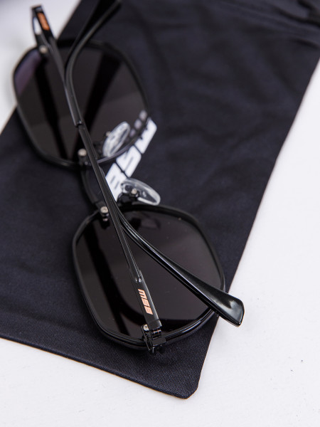 Солнцезащитные очки BSW Form Sunglasses